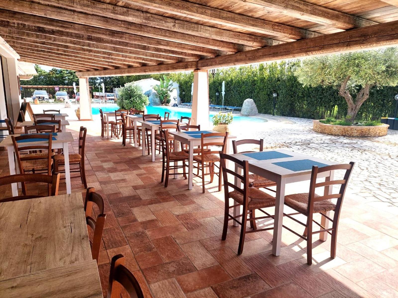 Hotel Sisula Country & 4*