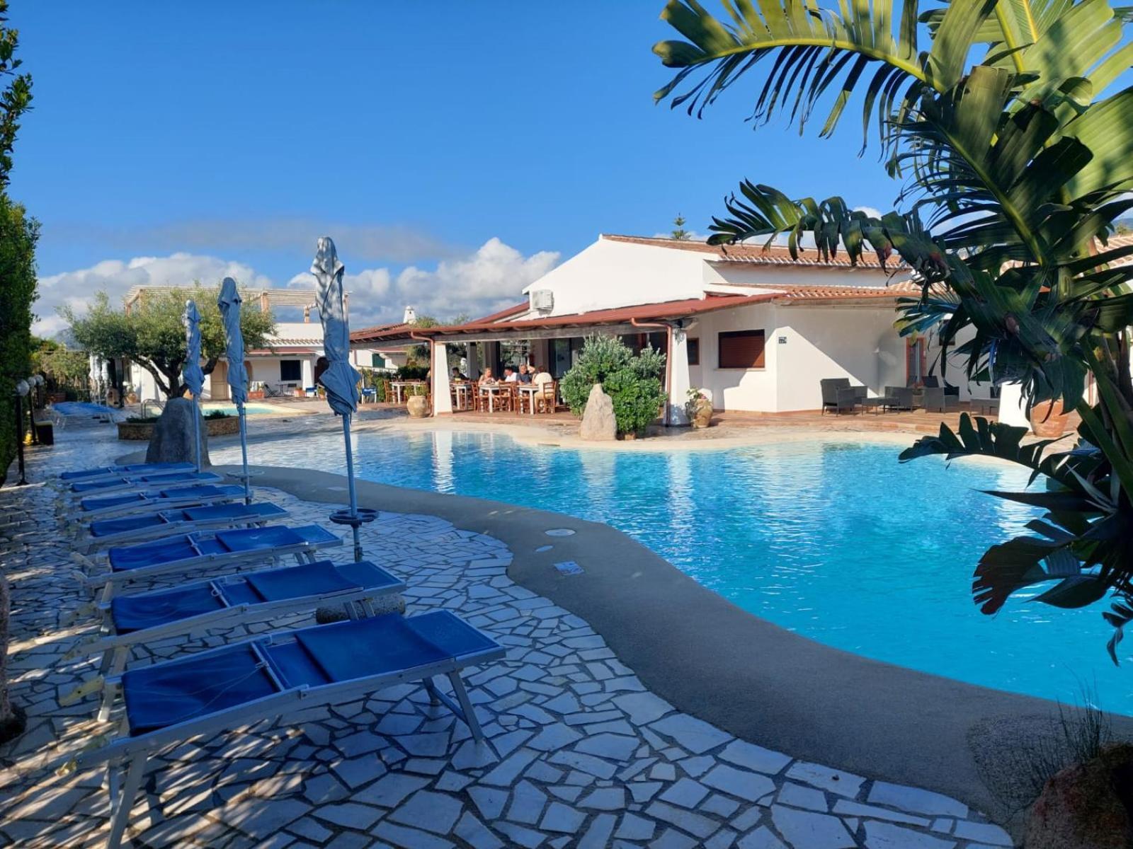 Sisula Country & Hotel Orosei